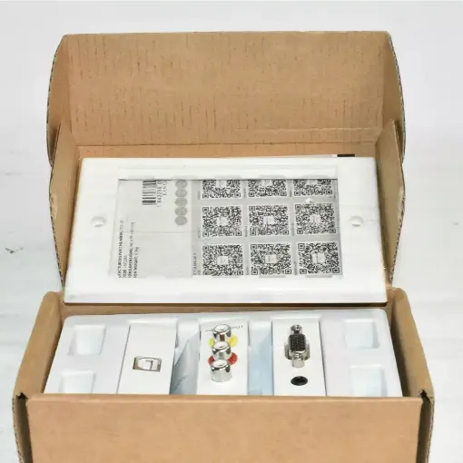 Picture of Vision Techconnect TC2 LT Lite Wall Mount Faceplate 